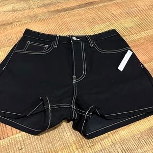 Lisa Says Gah Embroidered black Jean Shorts